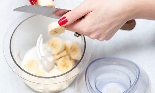 Мазь «Ухоженные ручки» — убирает морщины, пигментные пятна и трещины на руках Мазь «Ухоженные ручки» — убирает морщины, пигментные пятна и трещины на руках